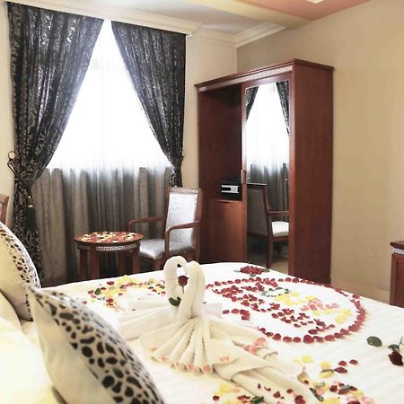 Vamos Guest House Addis Ababa Exterior photo