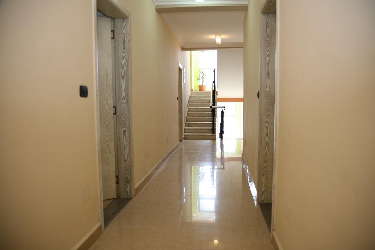 Vamos Guest House Addis Ababa Exterior photo